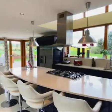 Captiva Wexford - Your Ultimate Luxury Family Getaway Villa