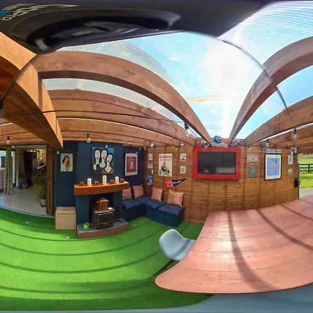 Villa Captiva Wexford - Your Ultimate Luxury Family Getaway *