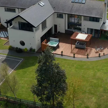 Captiva Wexford - Your Ultimate Luxury Family Getaway *